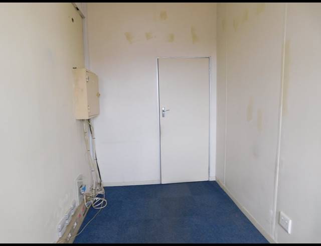 487M² OFFICE TO LET IN FERNDALE